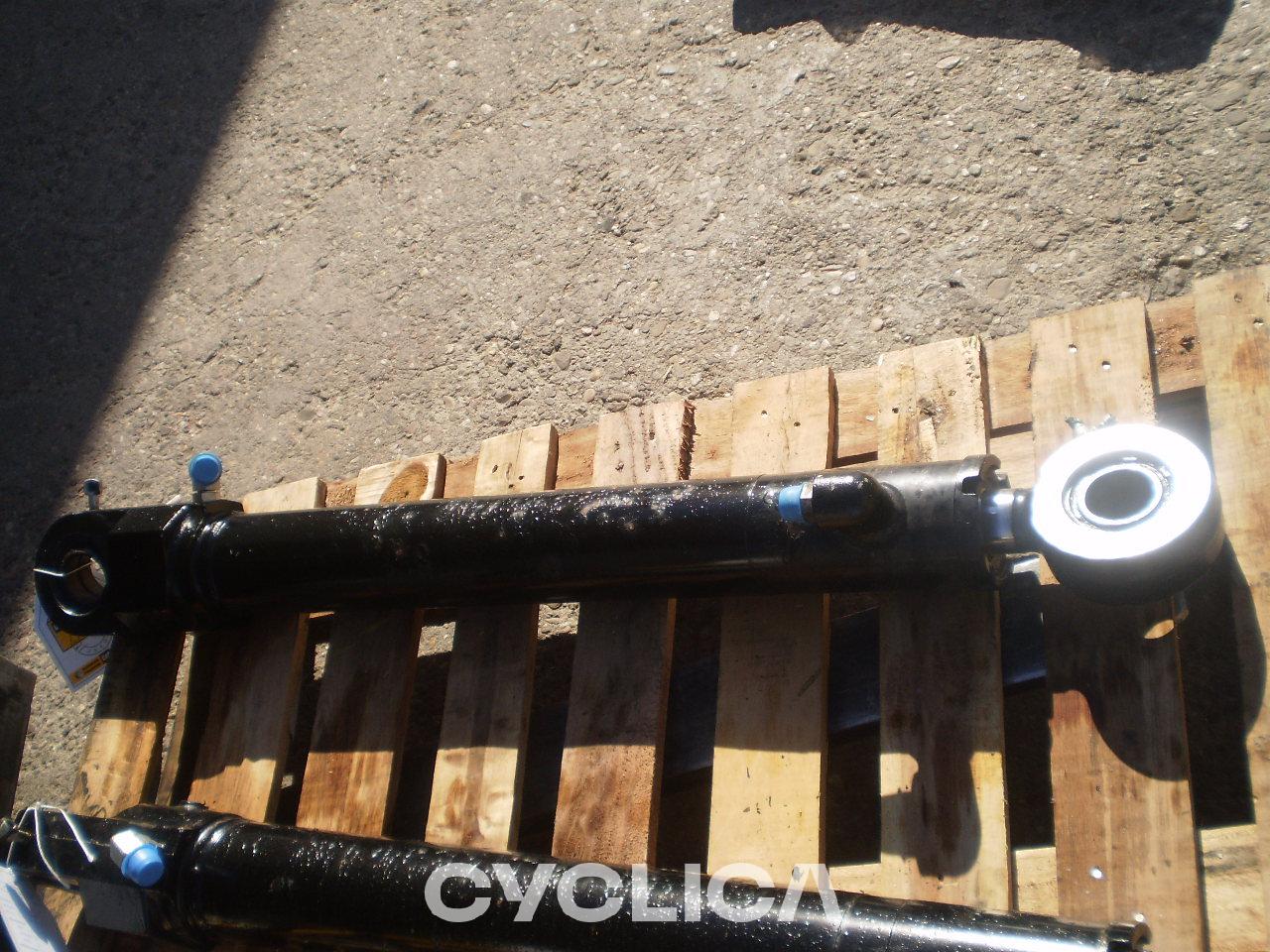 Hydraulic  962M 3596706 - 3