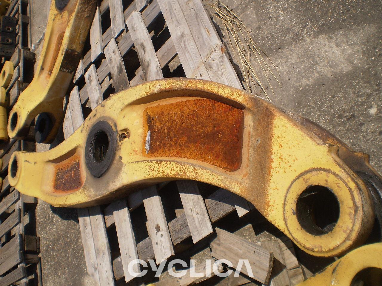 Drugi  988B 7V2842 - 3