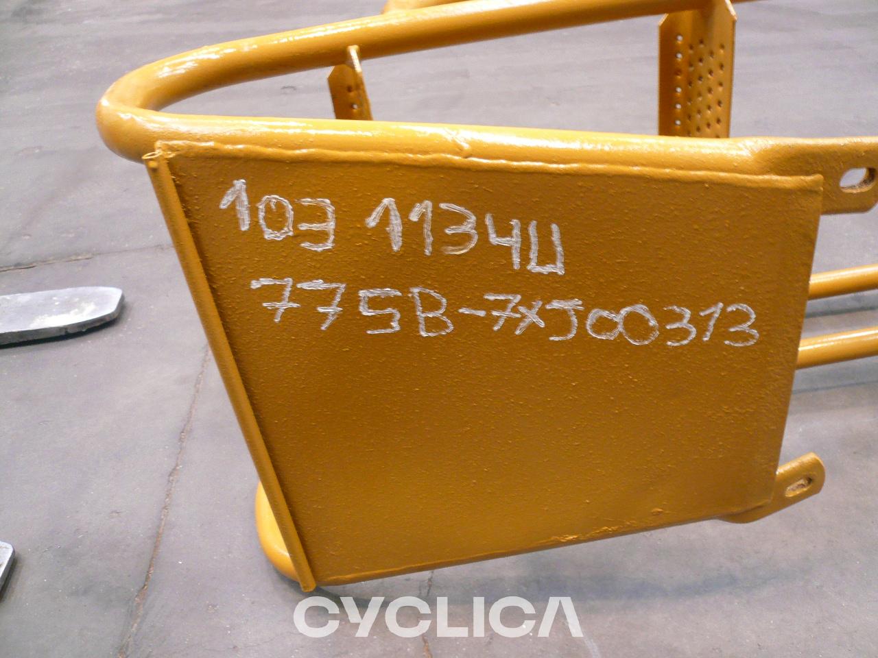 Others  773B 1031134 - 3