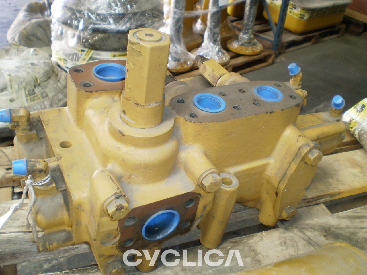Hydraulic  PIEZAS US 4T2748 - 3