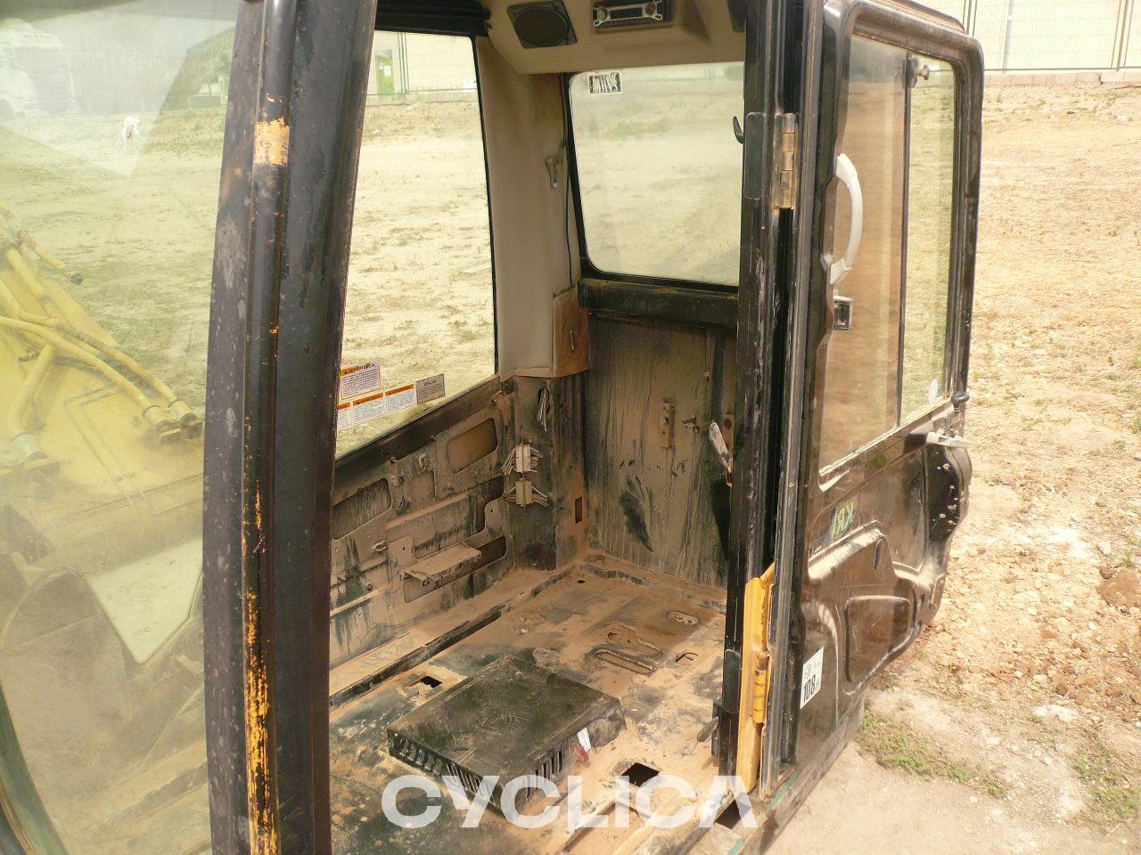 Others  330CLME 1CB330C - 4