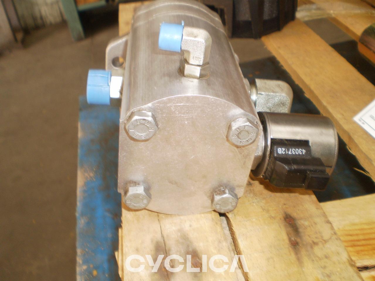 Hidraulični  PIEZAS US 3987462 - 3