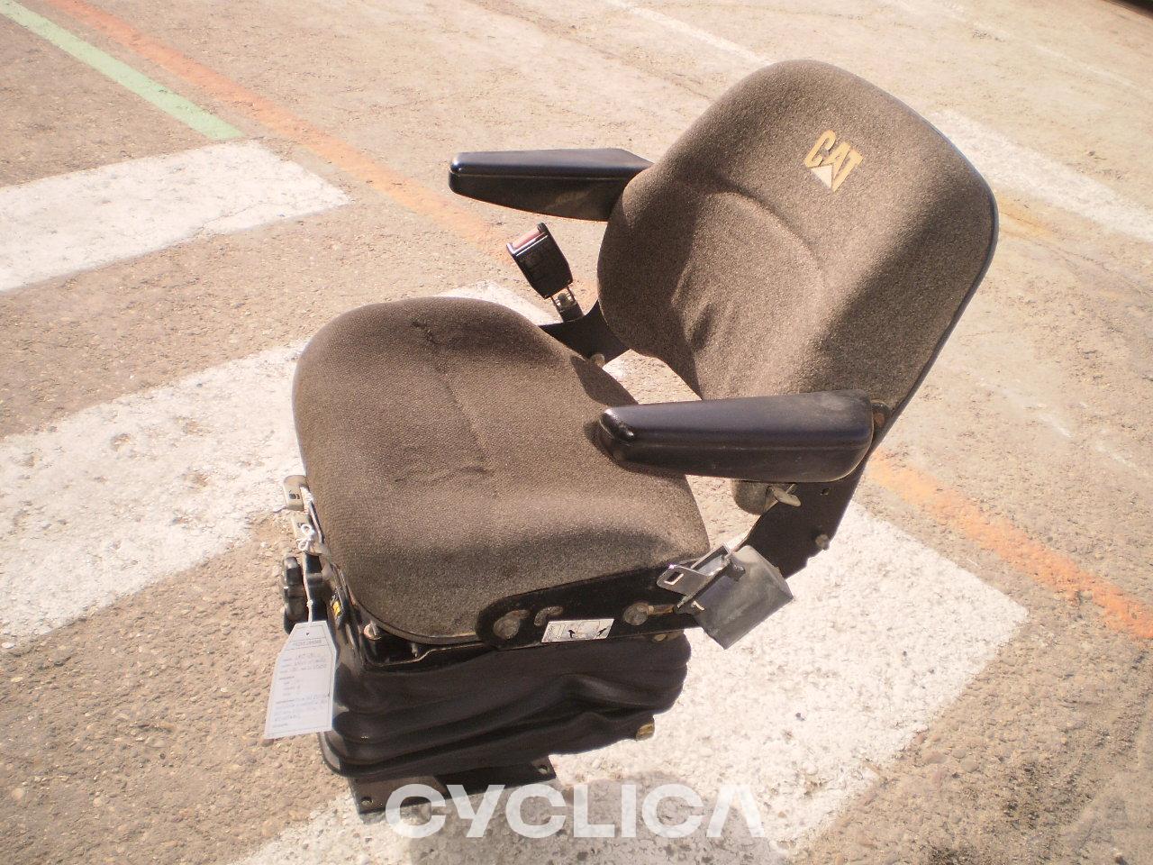Drugi deli  428C 1AST428C - 3