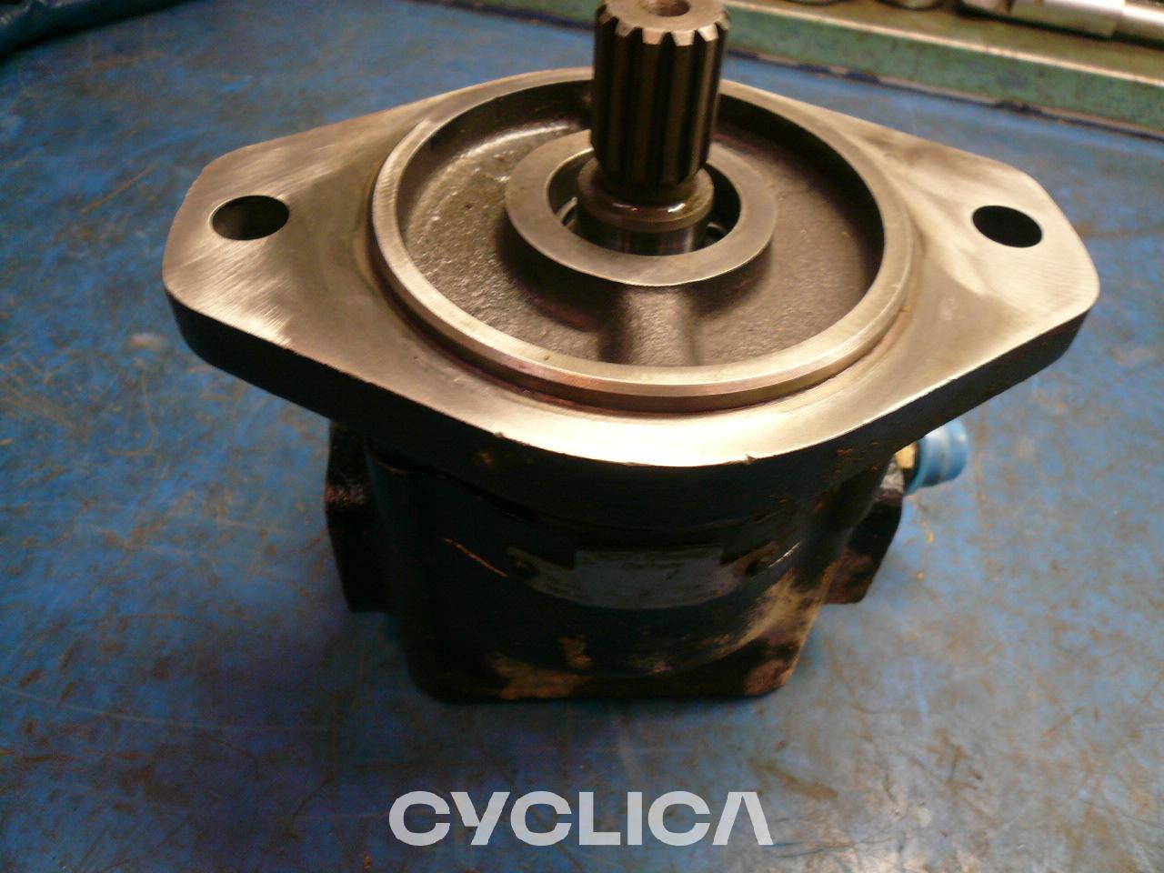 Hydraulic  735 2100053 - 3