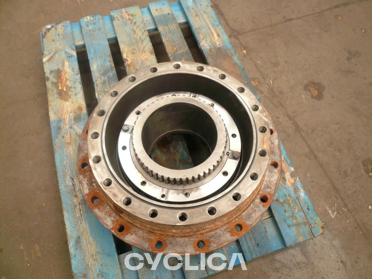 Power train  330CLME 2276103 - 3