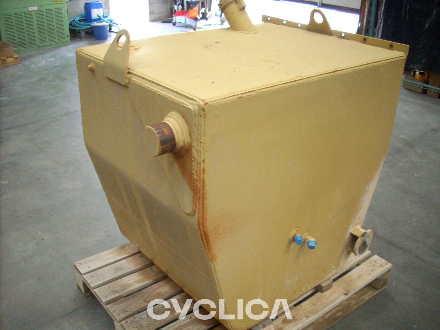 Hydraulic  773B 9D9724 - 3