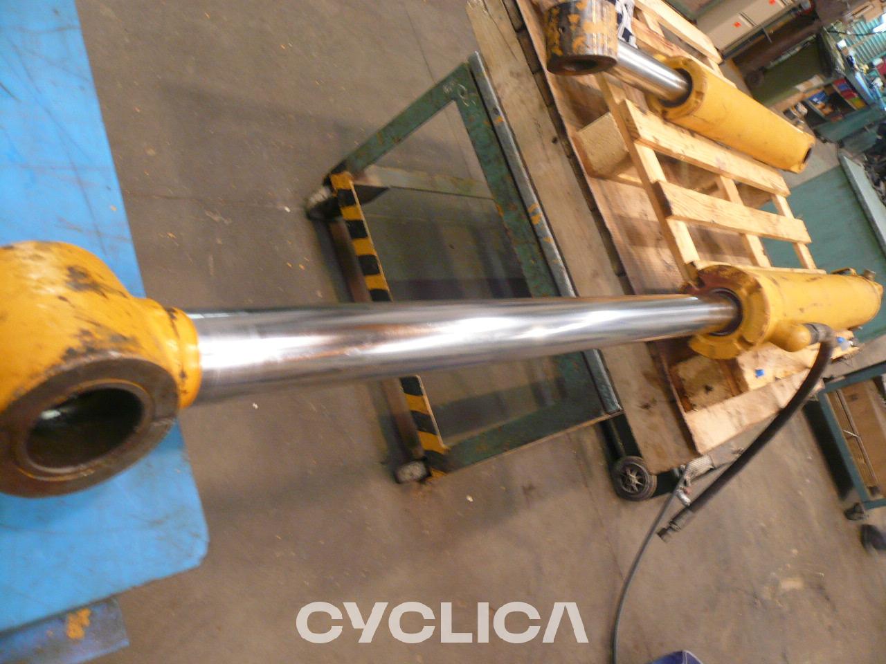 Hydraulic  428C 1529148 - 3