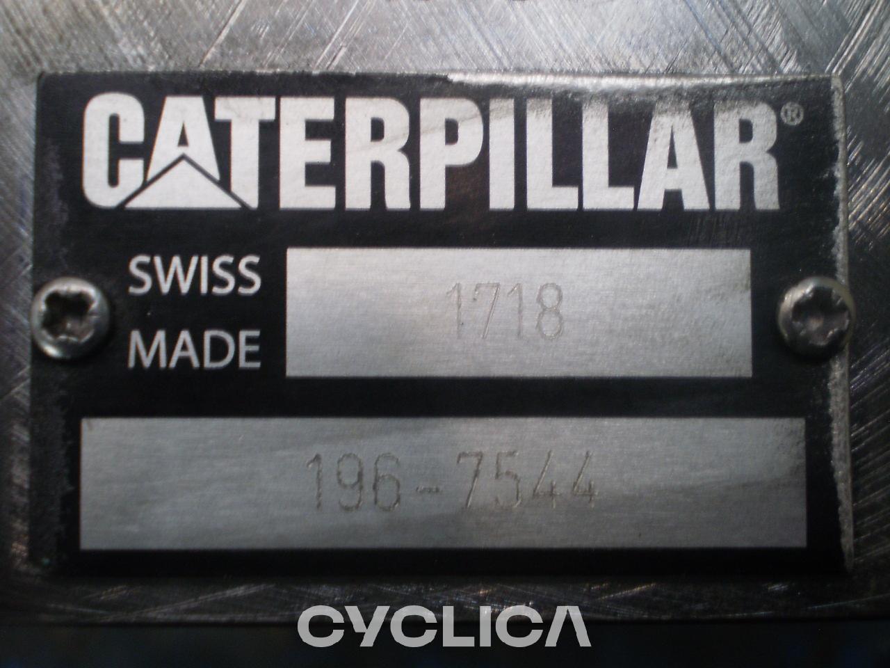 Hydraulic  PIEZAS US 1967544 - 3