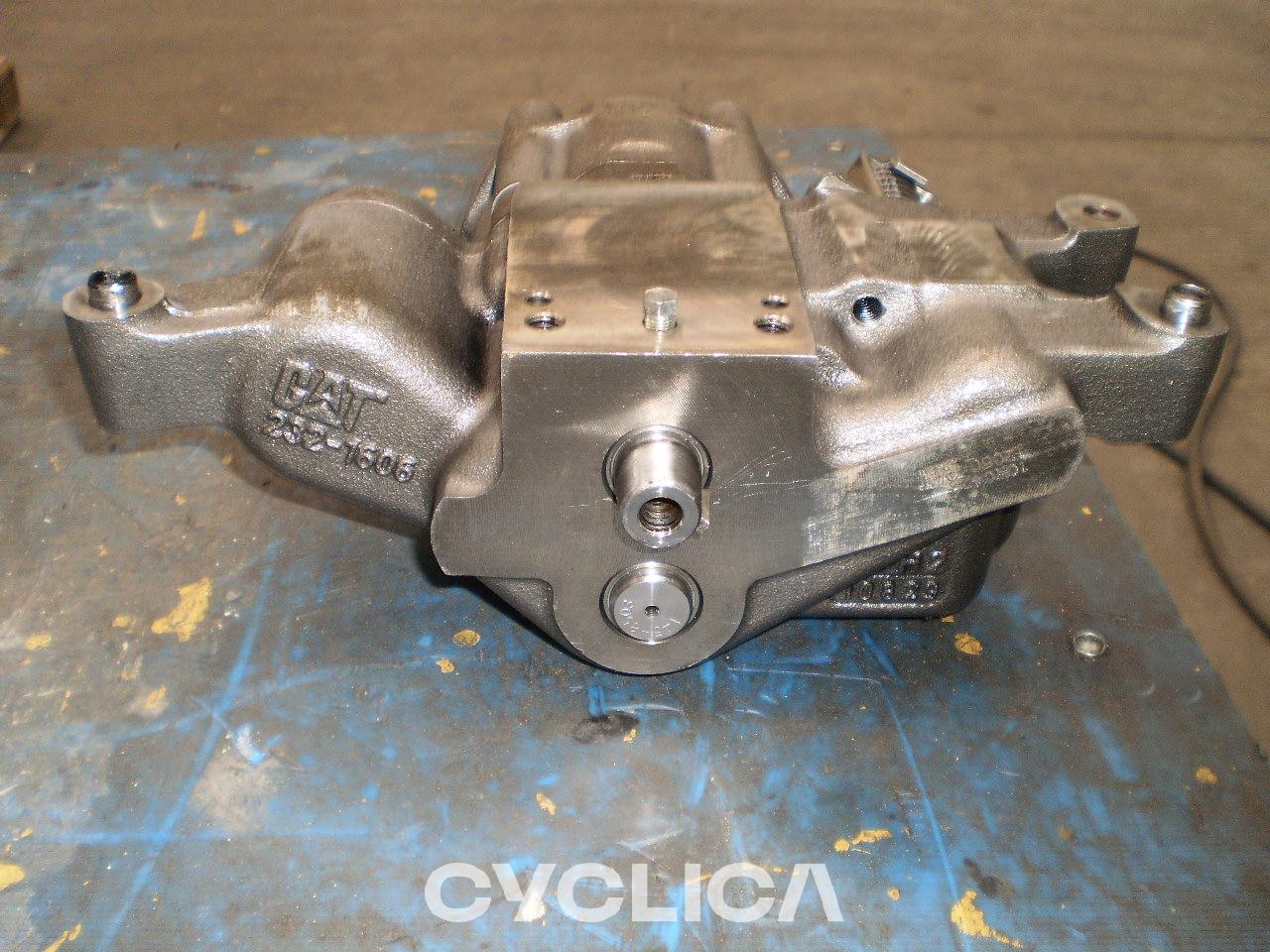 Motorri  385C 1981508 - 3