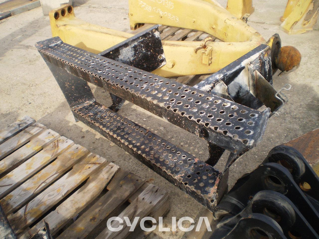 Drugi  M318IM 1349360 - 3