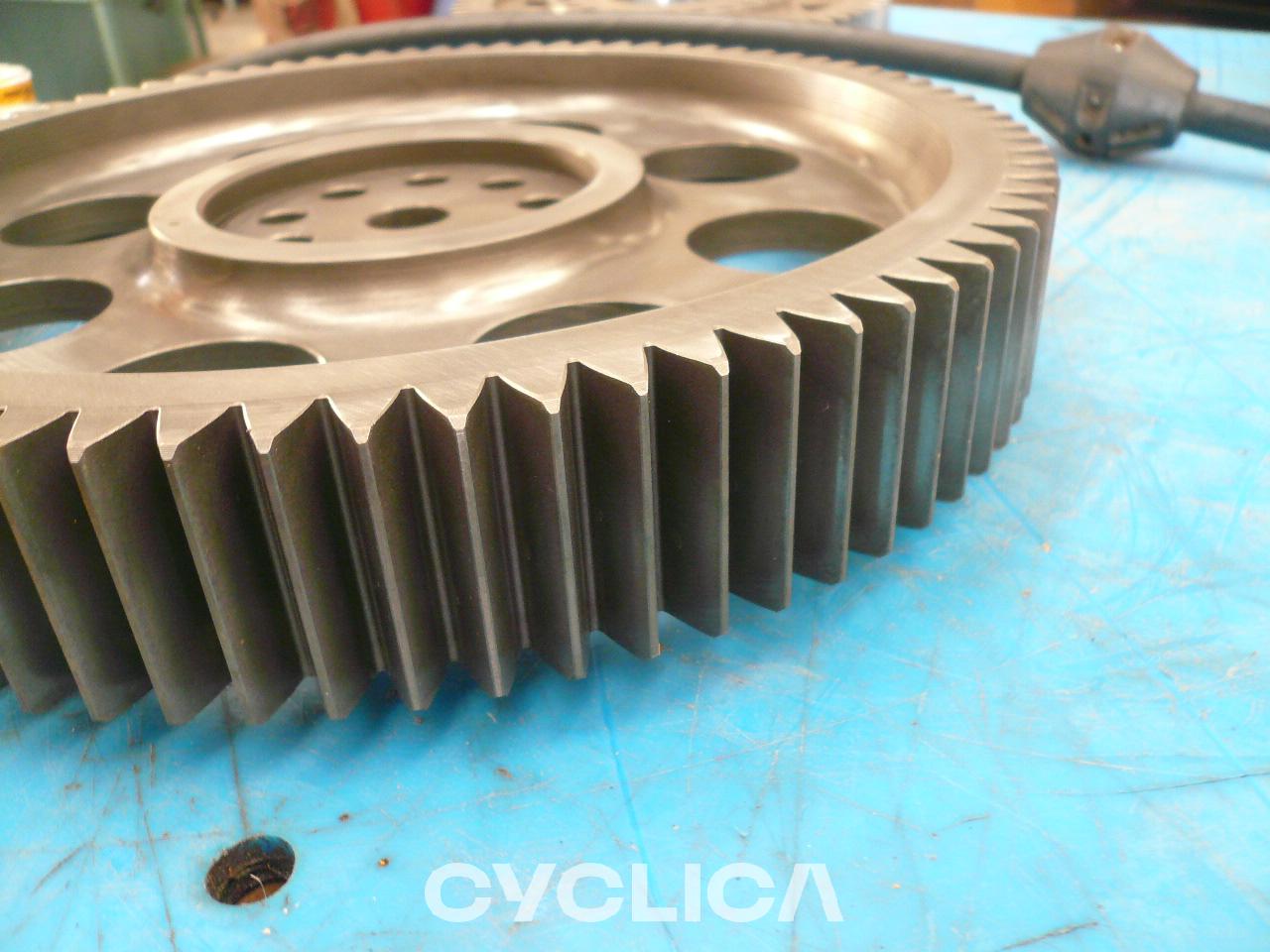 Engine  PIEZAS US 2451355 - 3