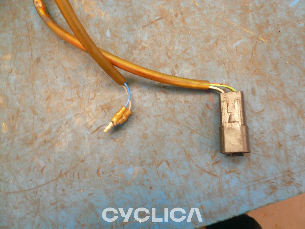 Електронски компоненти  330CLME 1879879 - 3