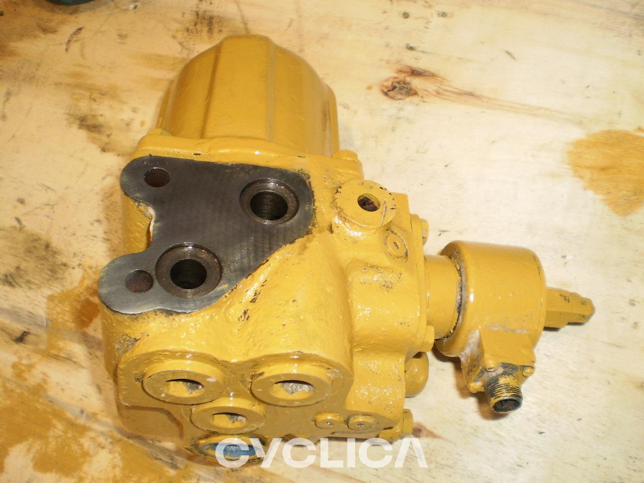 Hydraulic  773B 6T3722 - 3
