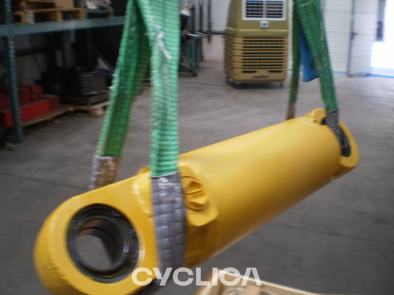 Hydraulic  PIEZAS US 1532904 - 3