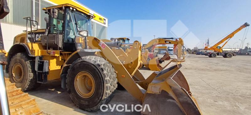 Utovarivači  962M JYD10230 - 7