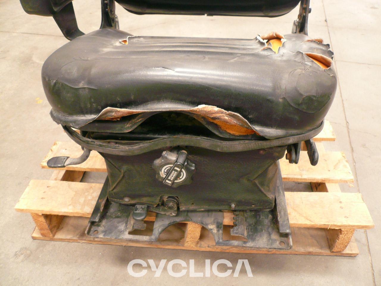 Друго  PIEZAS US 1AST950B - 2