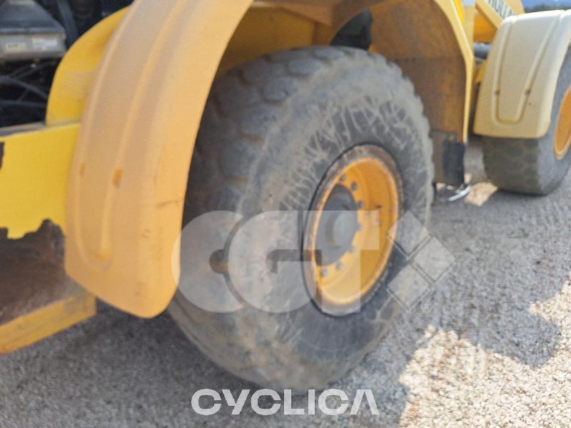 Utovarivači na točkovima  NHW170 BHE12### - 10