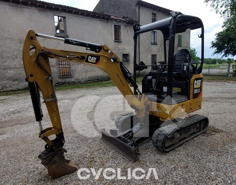 Bageri gusjeničari  301.8 H8X01364 - 2