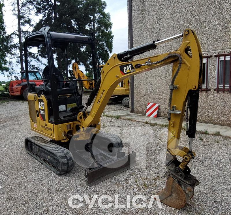 Bageri gusjeničari  301.8 H8X01364 - 3