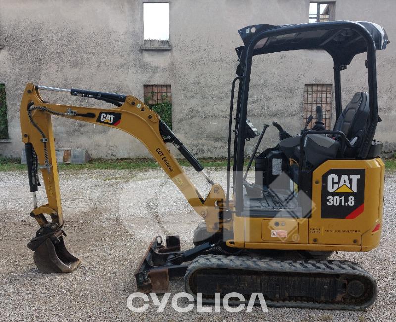 Bageri gusjeničari  301.8 H8X01639 - 1