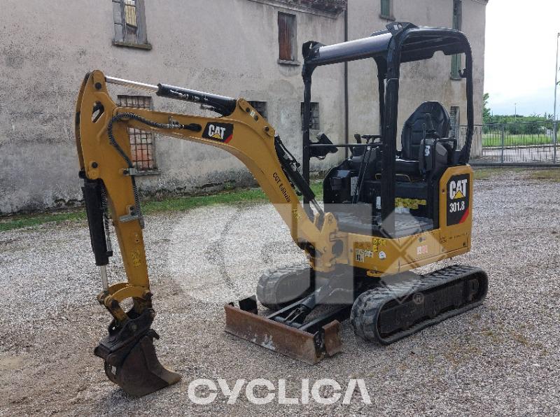 Bageri gusjeničari  301.8 H8X01639 - 2