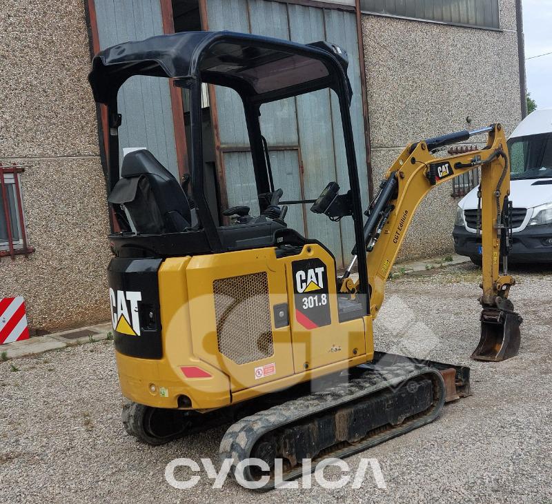 Bageri gusjeničari  301.8 H8X01639 - 5
