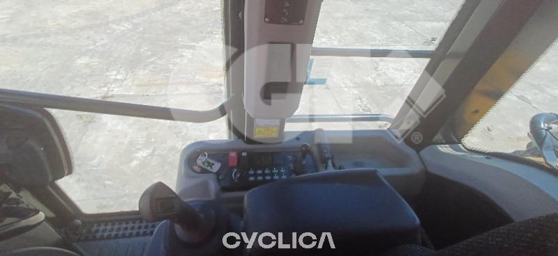 Track loaders  953K LJT00333 - 14