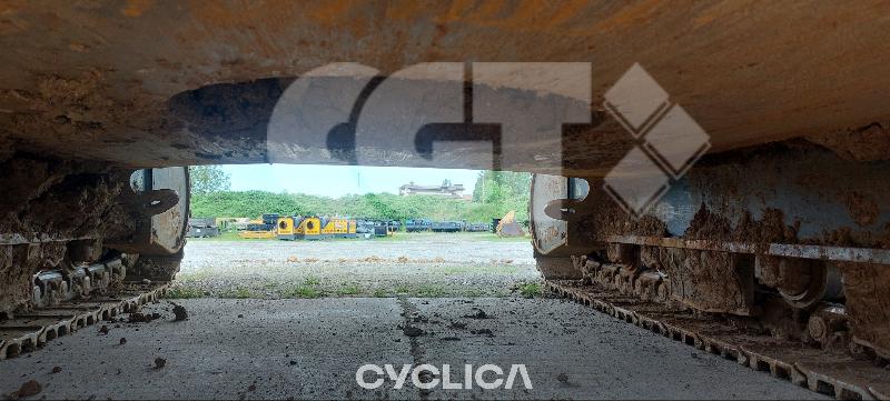 Bageri guseničari  330 GC SCZ20053 - 5