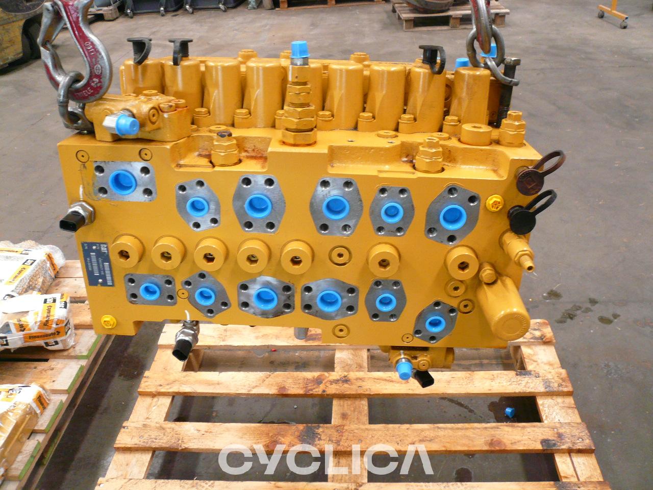 Hydraulic  323L 5168628 - 1