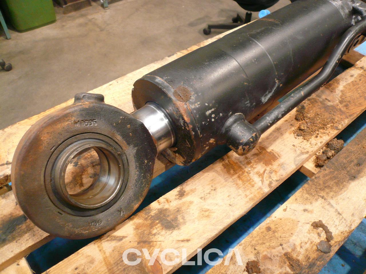 Хидраулика  M316CIM 2527305 - 1
