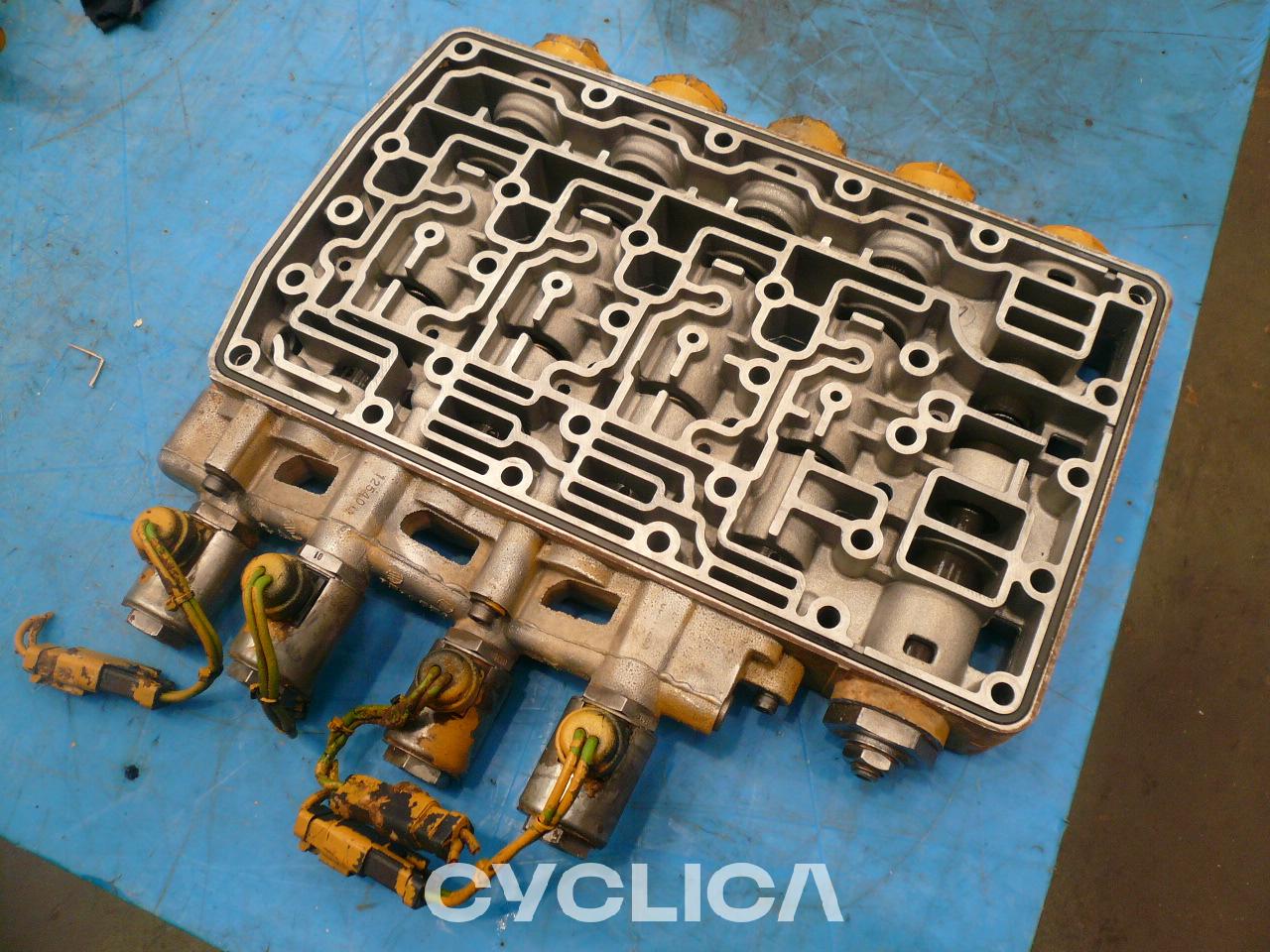 Hydraulic  PIEZAS US 2813154 - 2