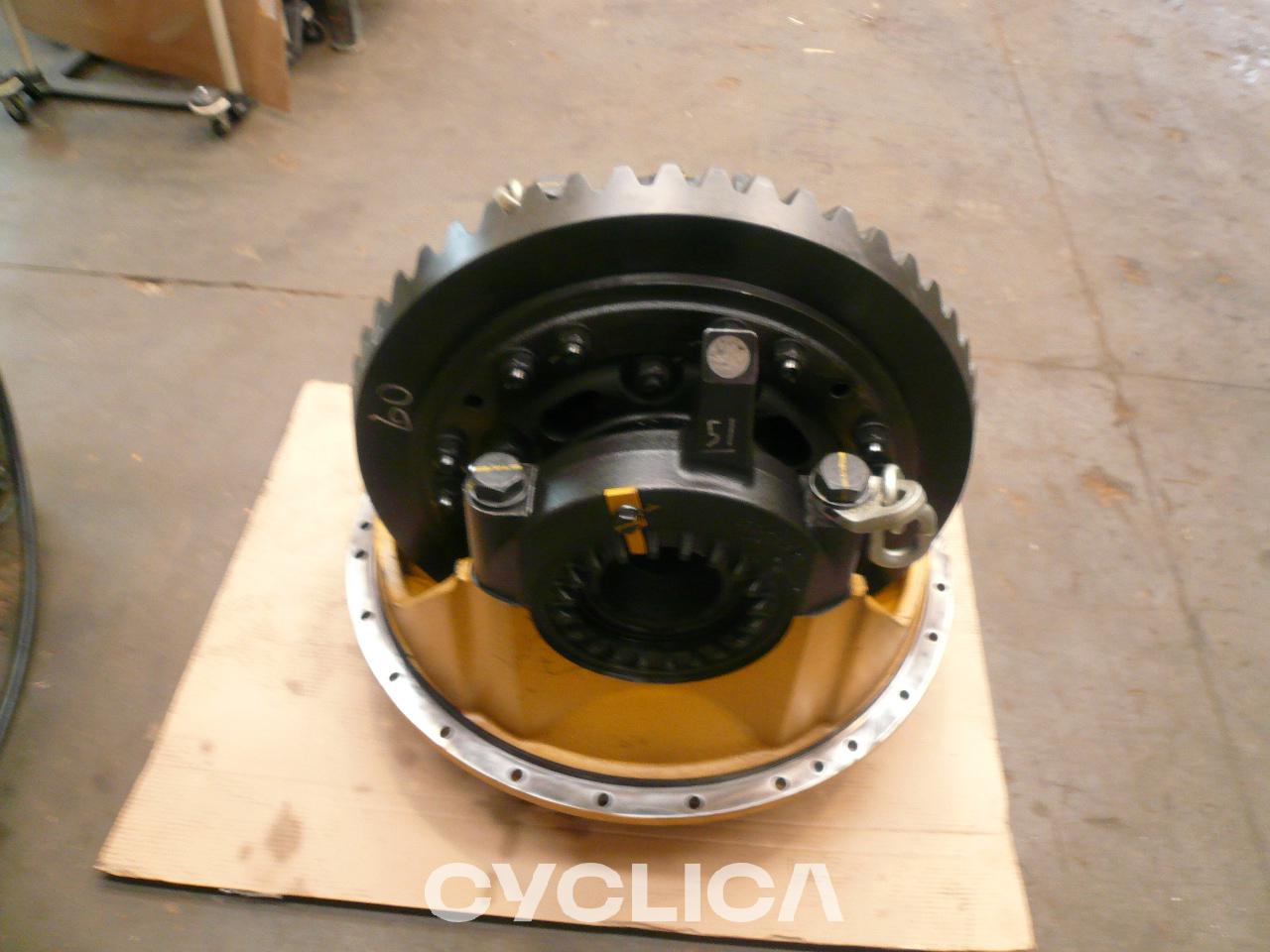 Grupe fuqie  773F 2712908 - 2