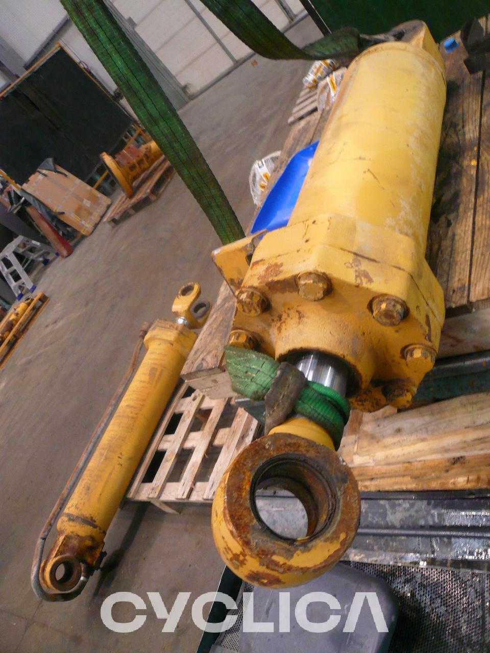 Hydraulic  966G II 1449005 - 1