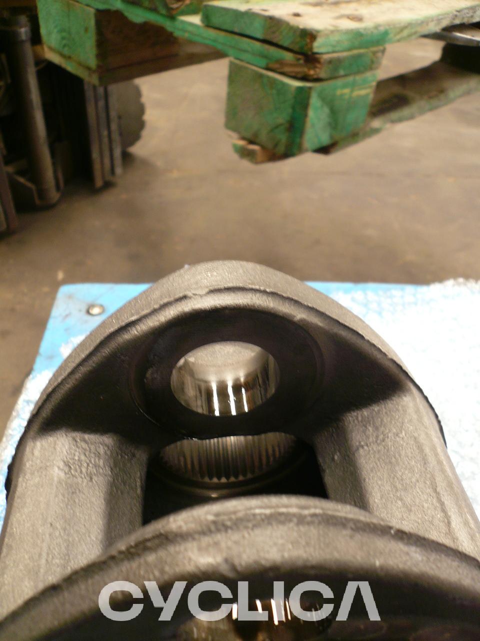 Grupe fuqie  432DAA 1864117 - 3