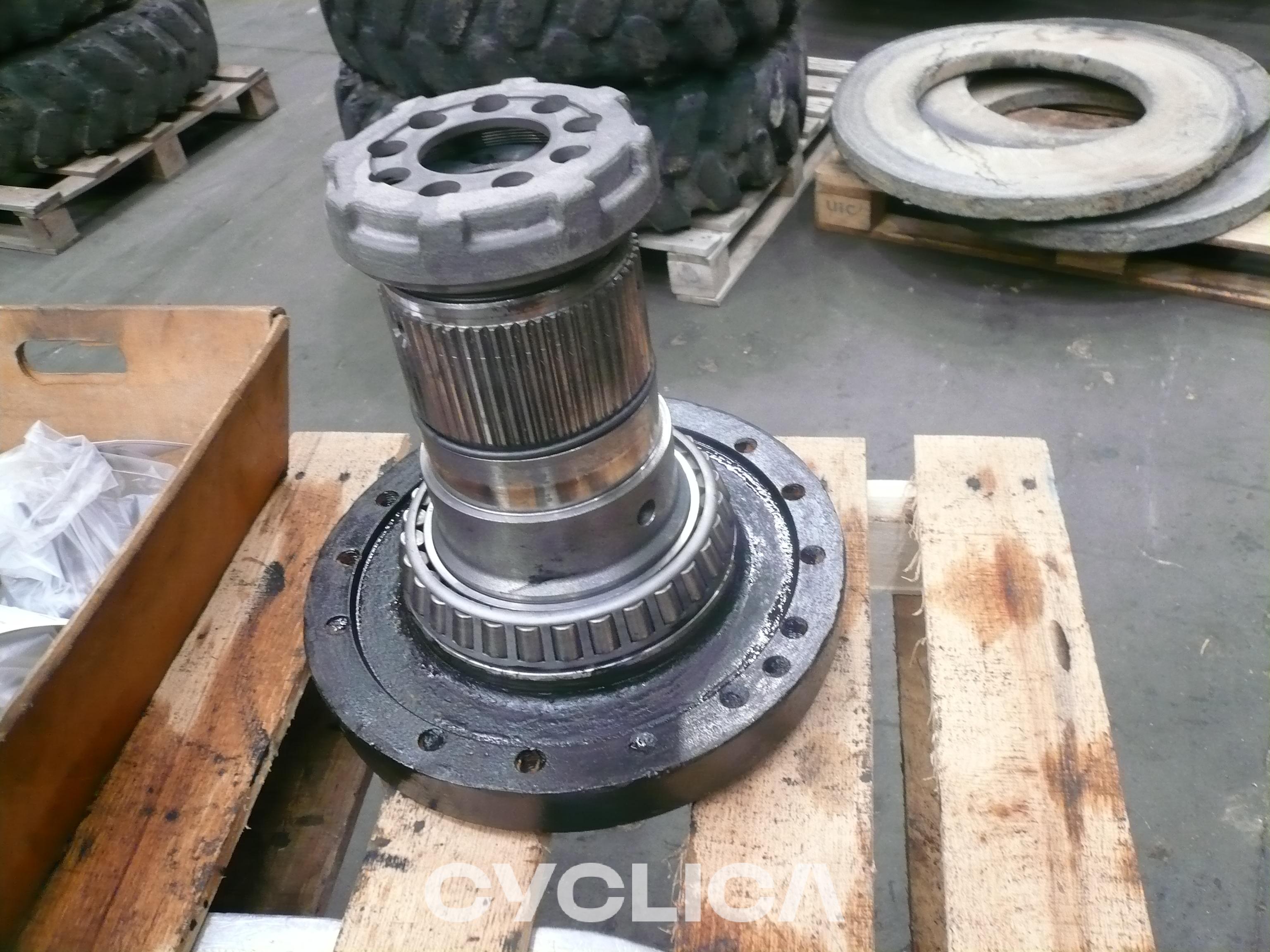 Grupe fuqie  M322D 2703849 - 1