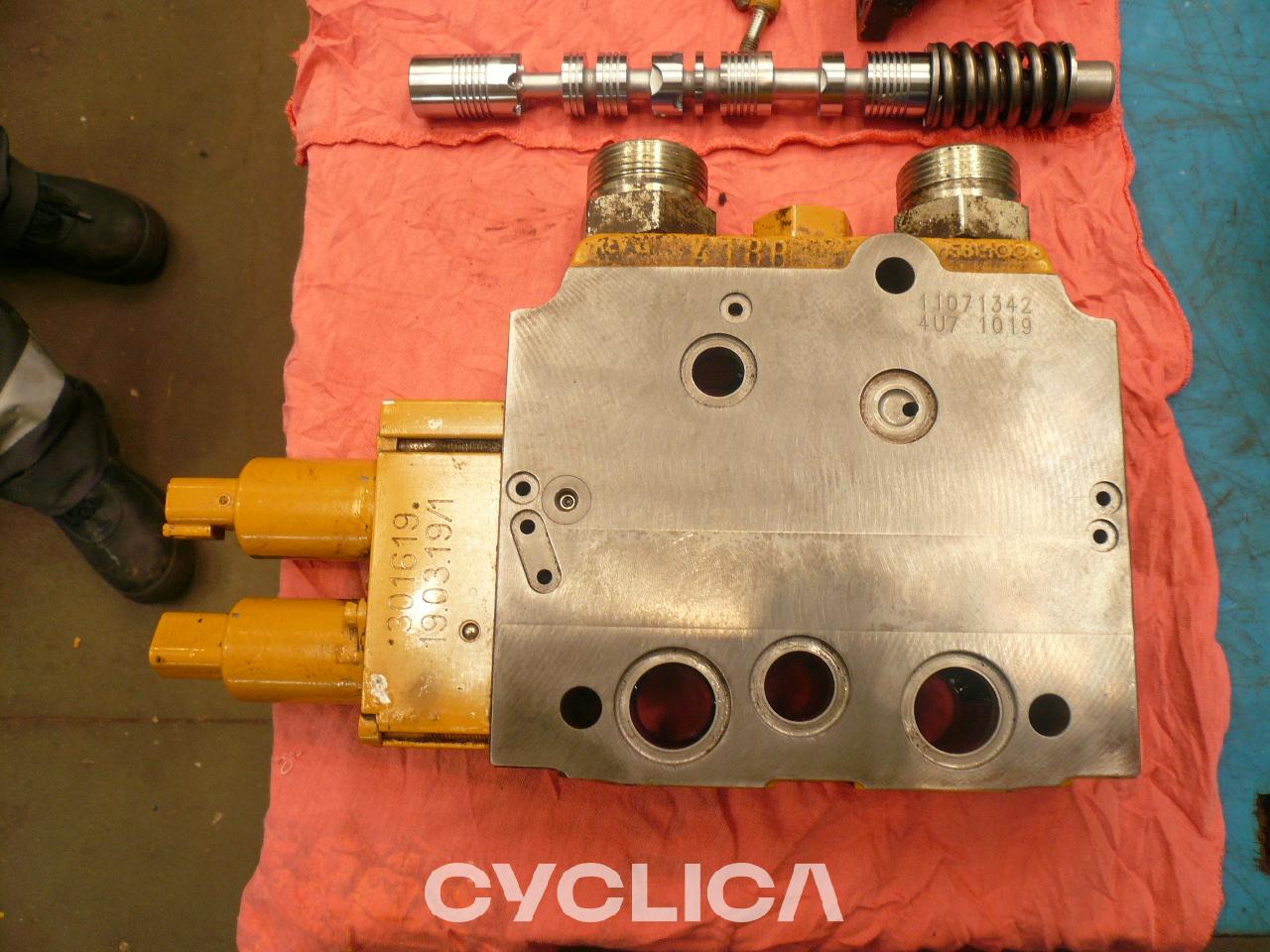 Hydraulique  938M 5742737 - 1