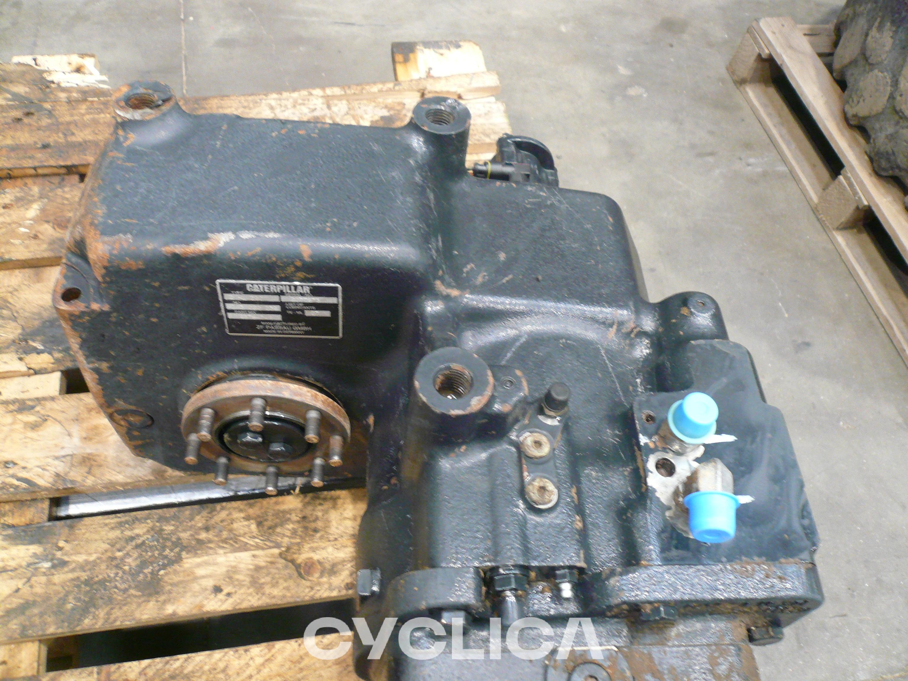 Pogonski sklop  M322D 2374546 - 2