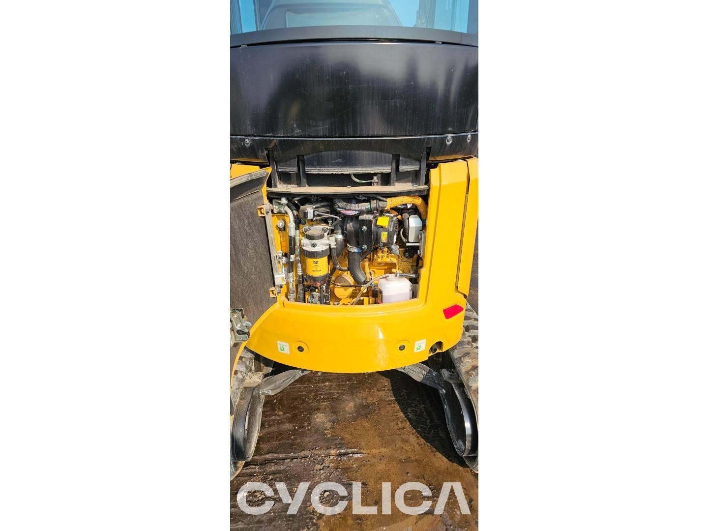 Crawler excavators  302 05A CR RHM05446 - 7