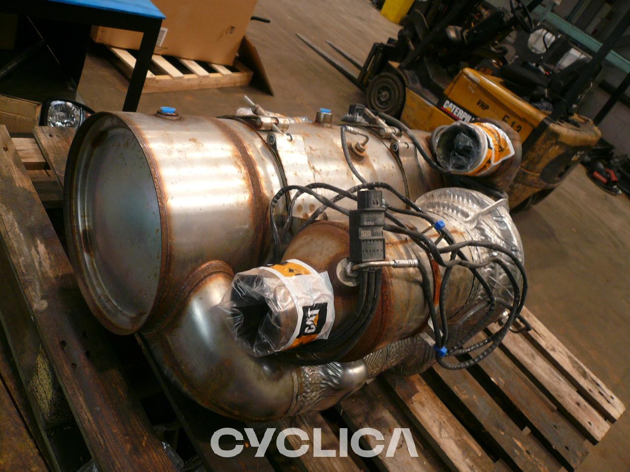 Motor  320G 5637899 - 1