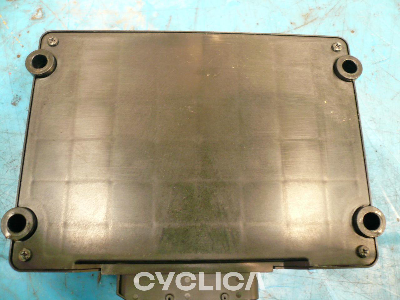 Electronic components  320G 4897907 - 1