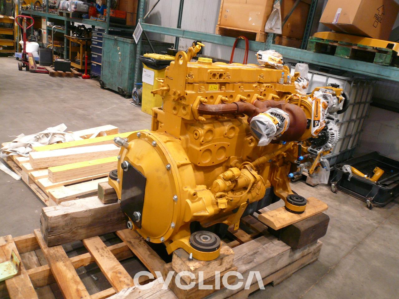 Engine  340L 5706960 - 2