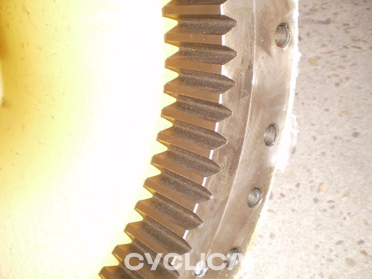 Power train  966G II 1295395 - 3