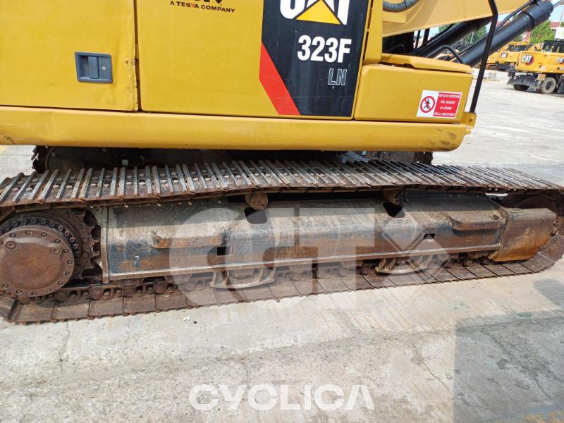 Crawler excavators  323F MFY20038 - 13