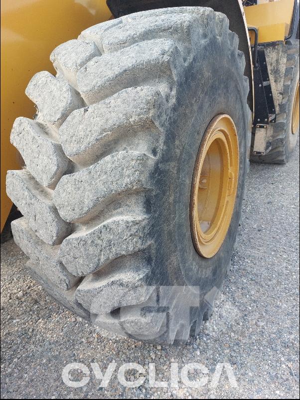 Utovarivači  972M XE R1Z00### - 5