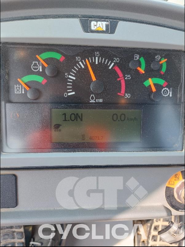 Utovarivači  972M XE R1Z00### - 15