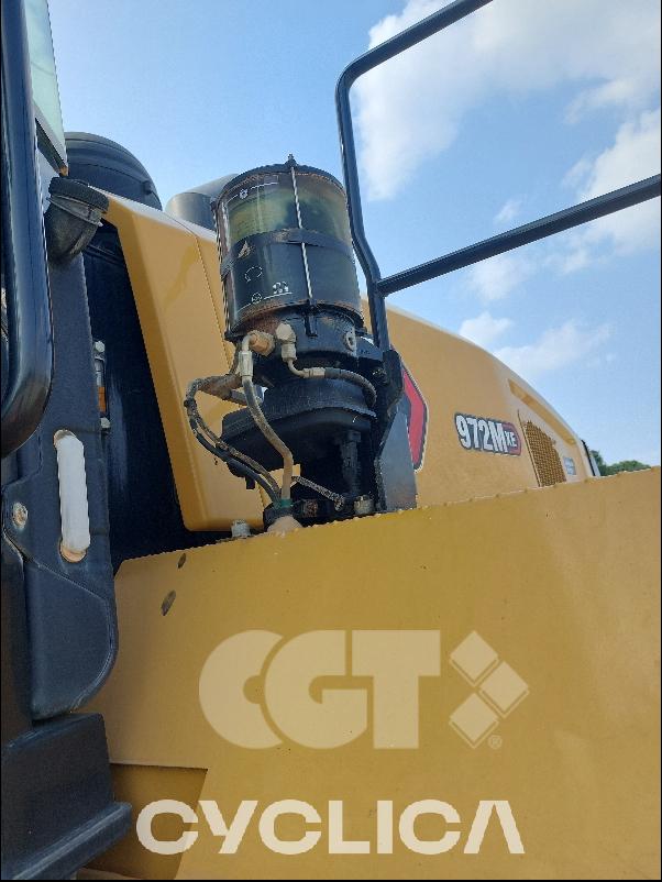 Utovarivači  972M XE R1Z00### - 24