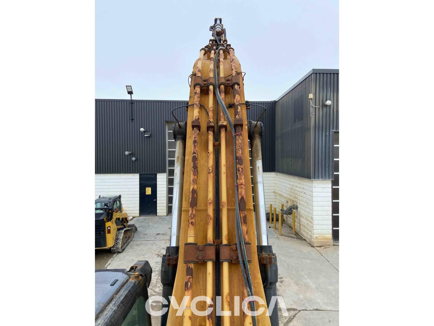 Crawler excavators  340 07LRE GMJ10007 - 13