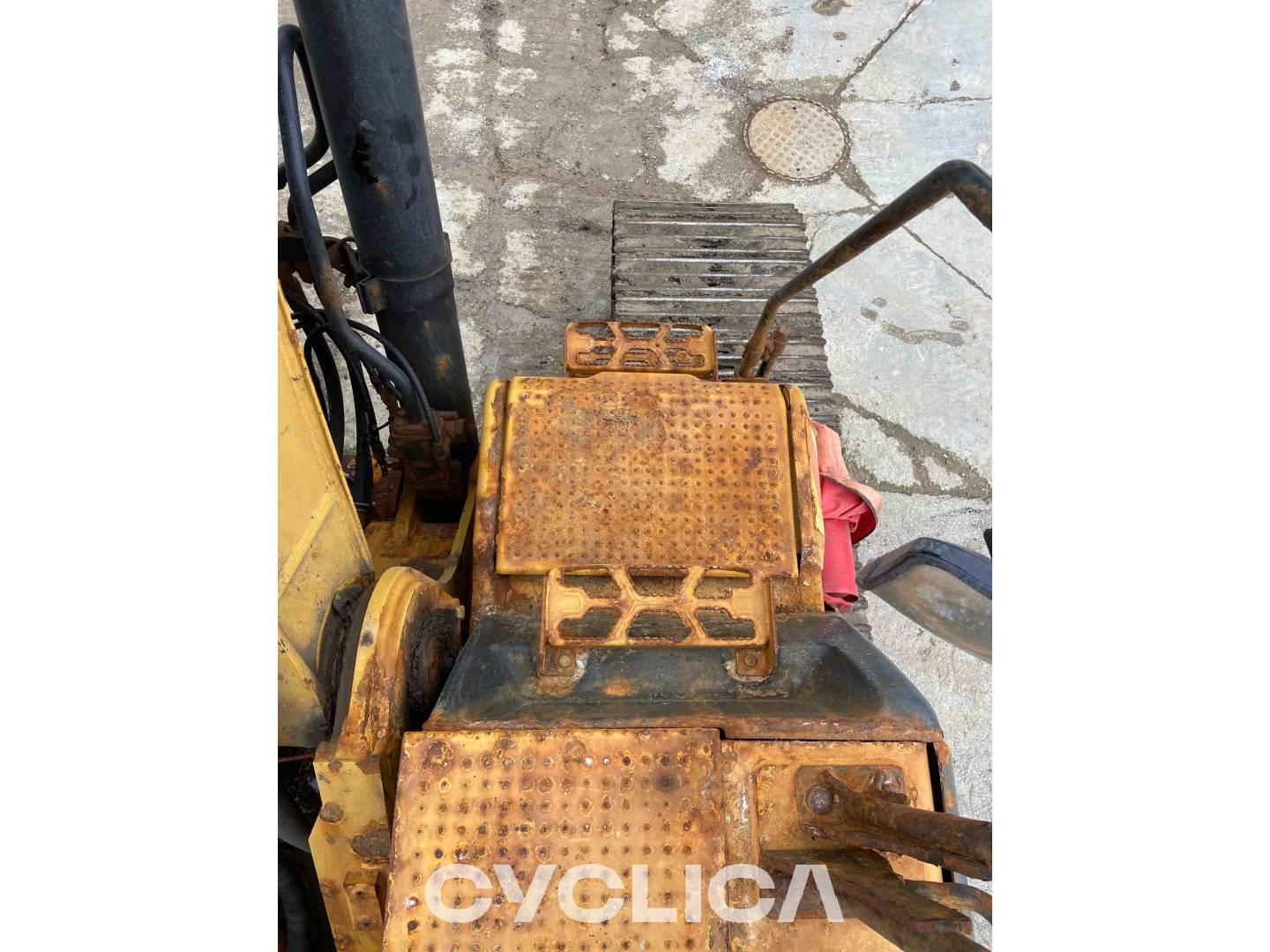 Crawler excavators  340 07LRE GMJ10007 - 14