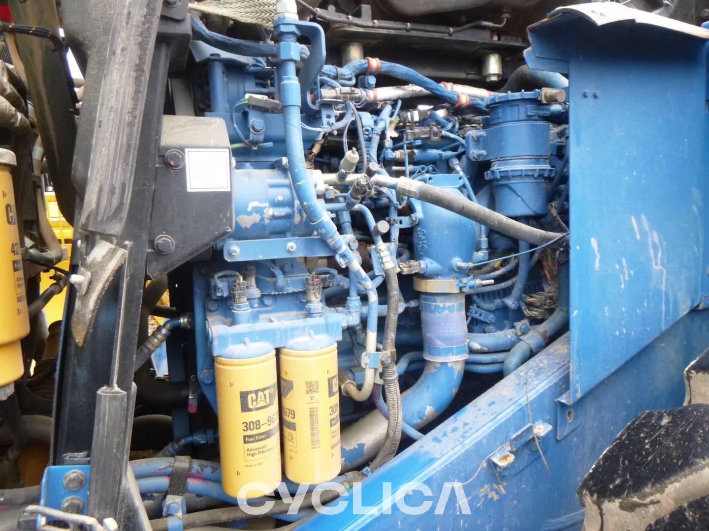 Utovarivači  972M JPR00813 - 22