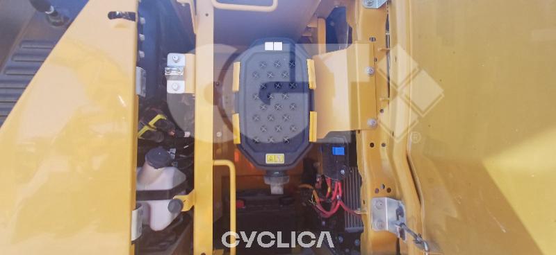 Bageri gusjeničari  330 GC TML10026 - 12